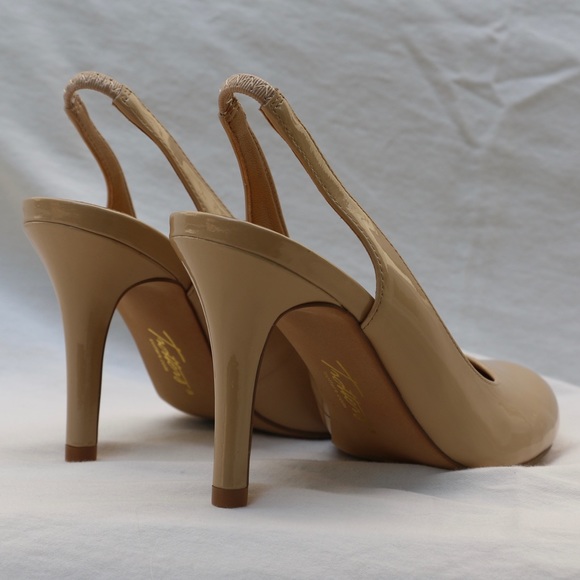 Trotters Gidget Nude Heels - Picture 4 of 8